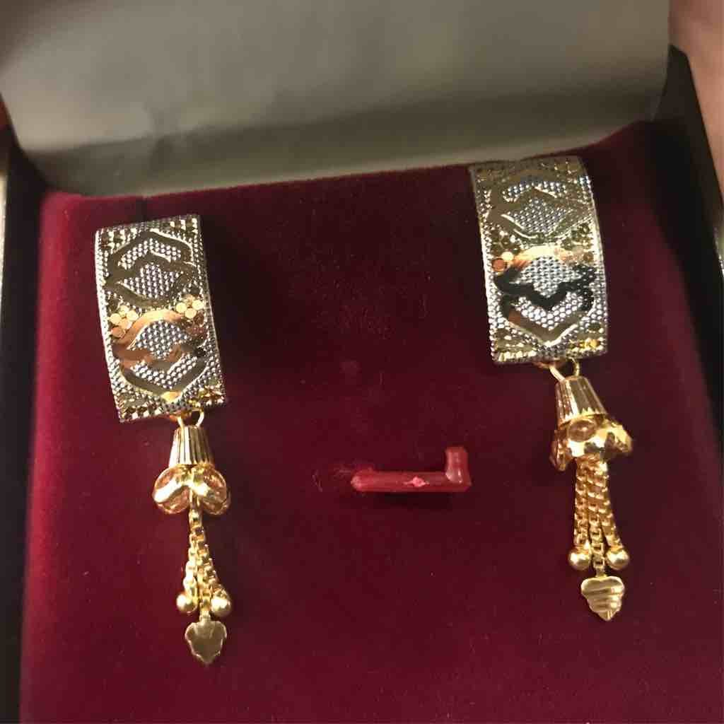 22ct fancy cnc gold earrings J tops