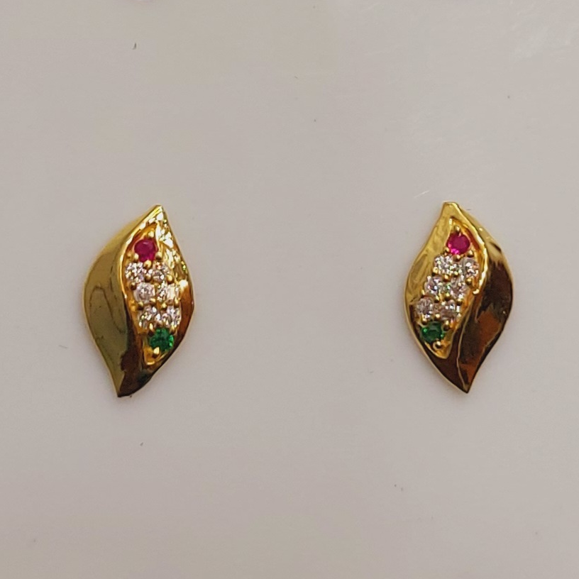 18k Gold Daily Wear earrings